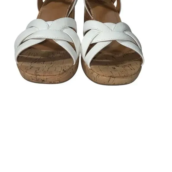White Mountain Dubonnet Women's heeled sandal SZ/8.5M